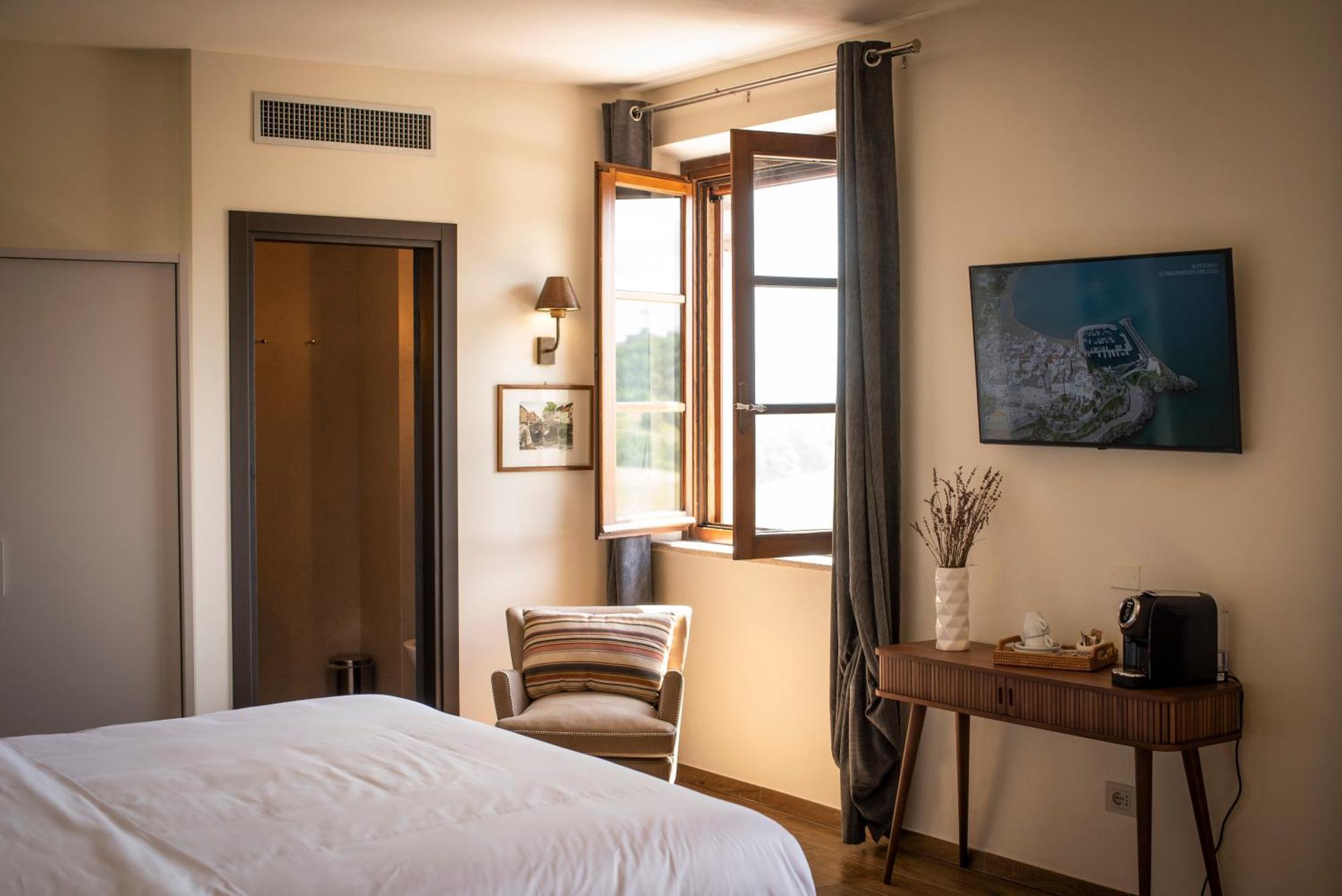 Poggio Paradiso Resort & Spa Montefollonico Экстерьер фото