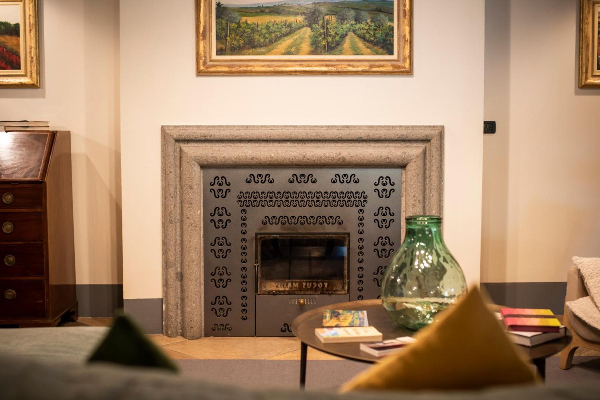 Poggio Paradiso Resort & Spa Montefollonico Экстерьер фото