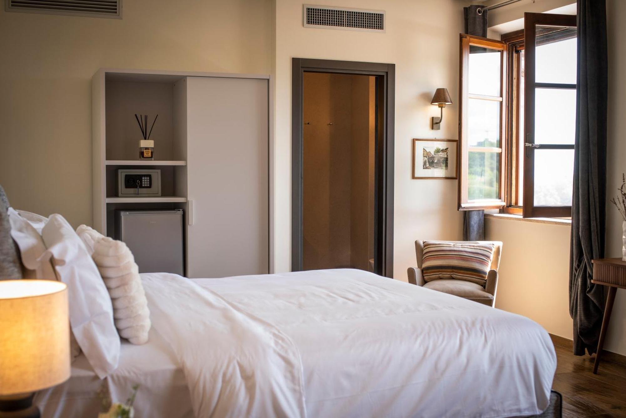 Poggio Paradiso Resort & Spa Montefollonico Экстерьер фото