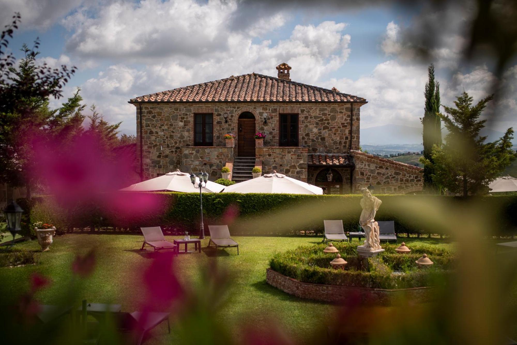 Poggio Paradiso Resort & Spa Montefollonico Экстерьер фото